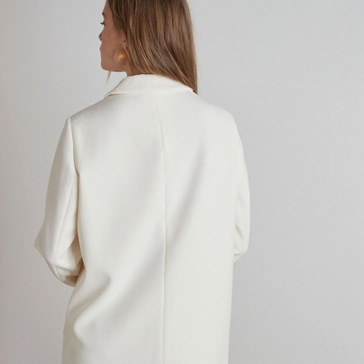 ALIZEE OVERSIZED CREAM BLAZER