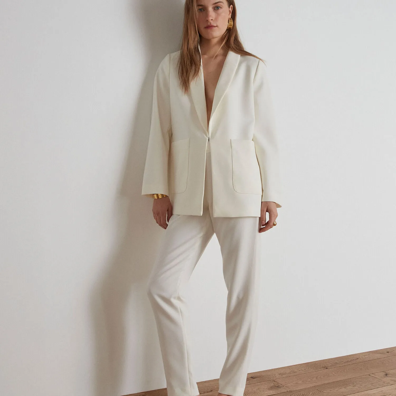 ALIZEE OVERSIZED CREAM BLAZER