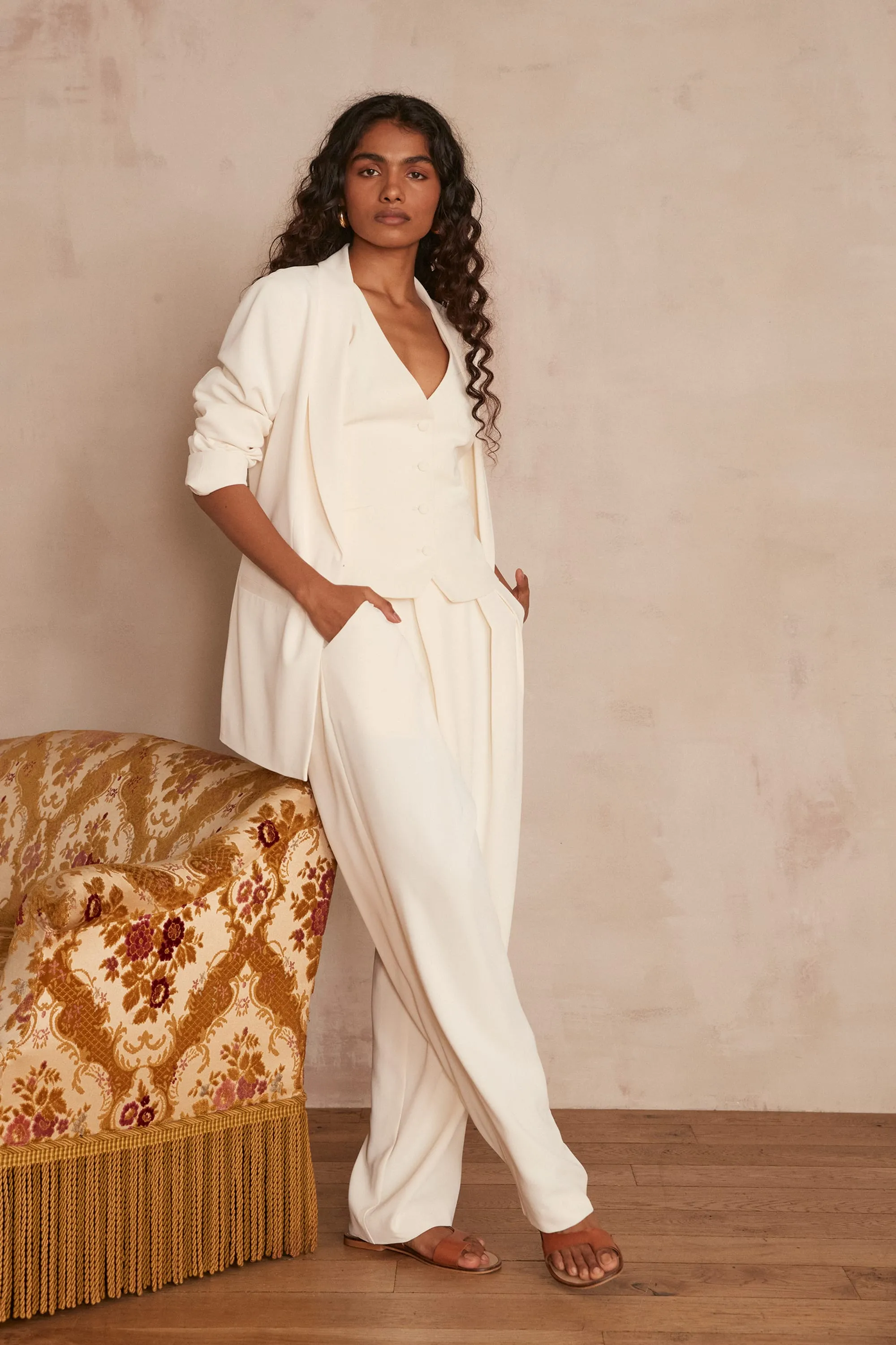 ARLENE LINEN BLAZER
