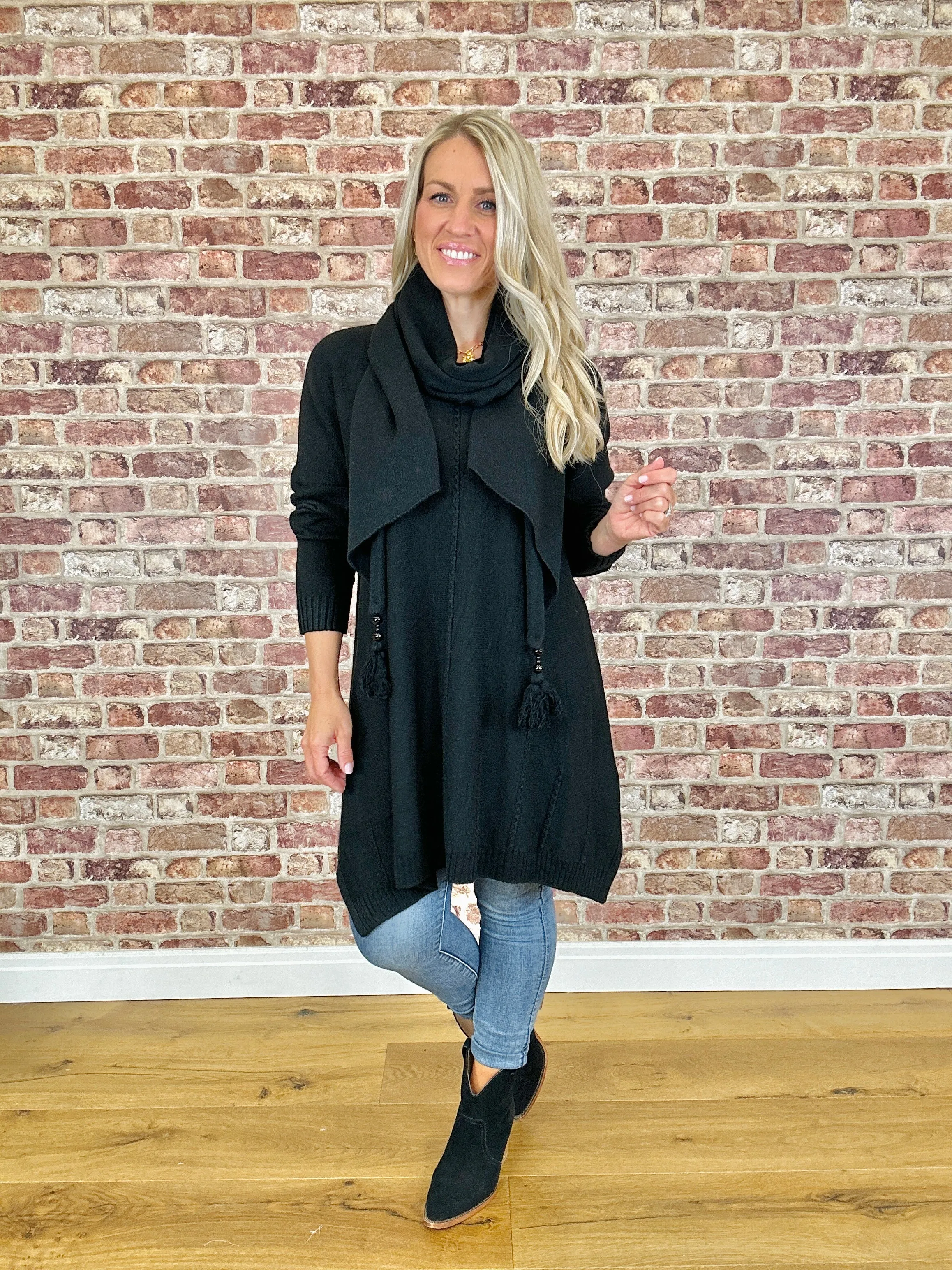 Midnight Cowgirl Jumper With Scarf